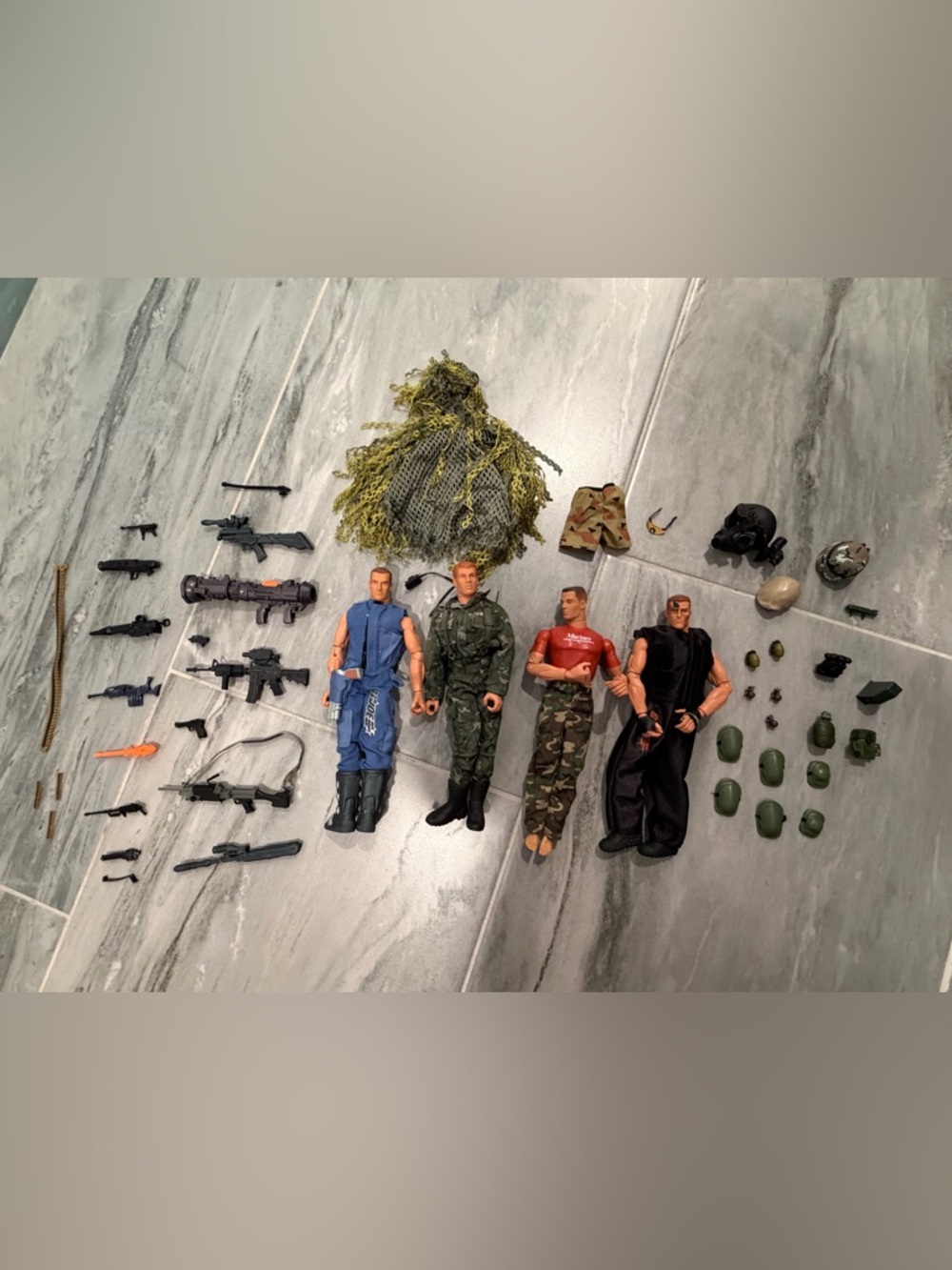 Vintage GI Joe collection, 4 dolls with multiple accessories